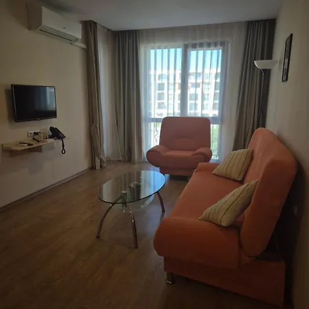 Apartament в отеле Premier Święty Włas